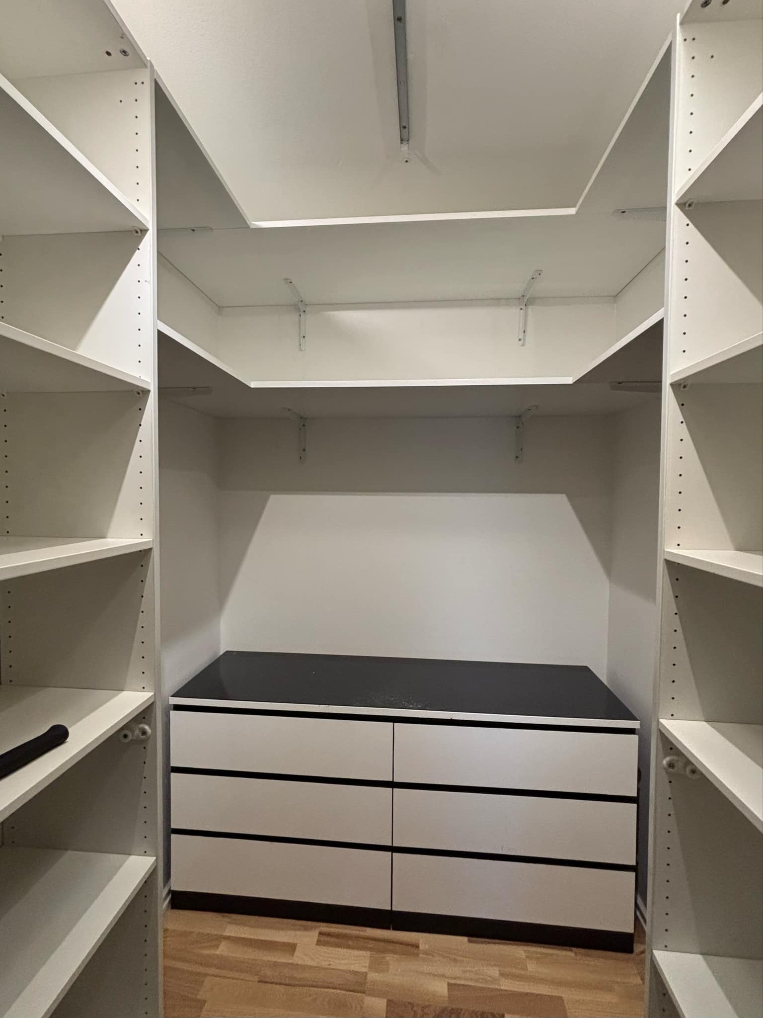 c7dd2858-c981-42a8-b80e-baeb06a3663d